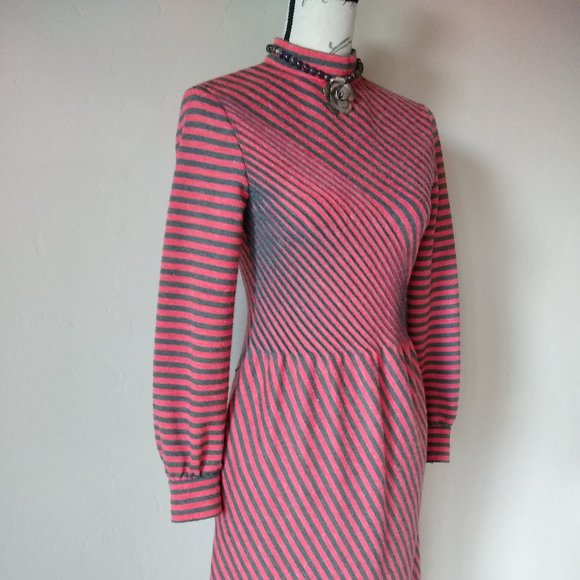 Vintage David Crystal Fashion Sweater Dress Stripped - Picture 2 of 10